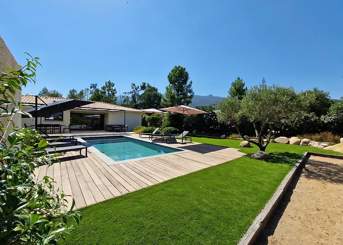 Alvalmax Villa *
