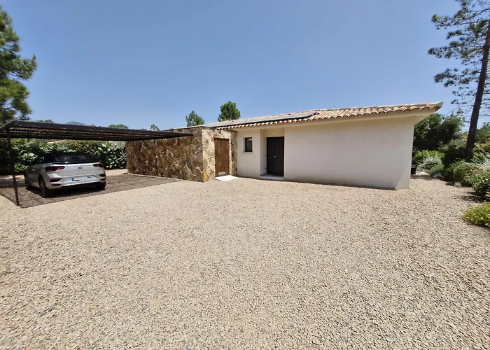 Alvalmax Villa