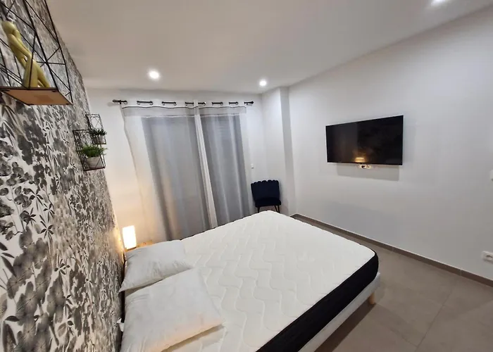 Alvalmax Villa